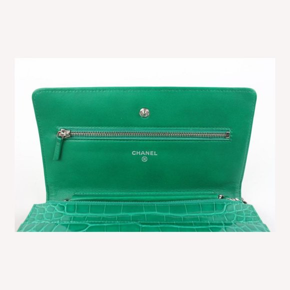 Chanel Ultra Rare Emerald Green Alligator Wallet on Chain SHW WOC 46cz414s - Picture 8 of 12